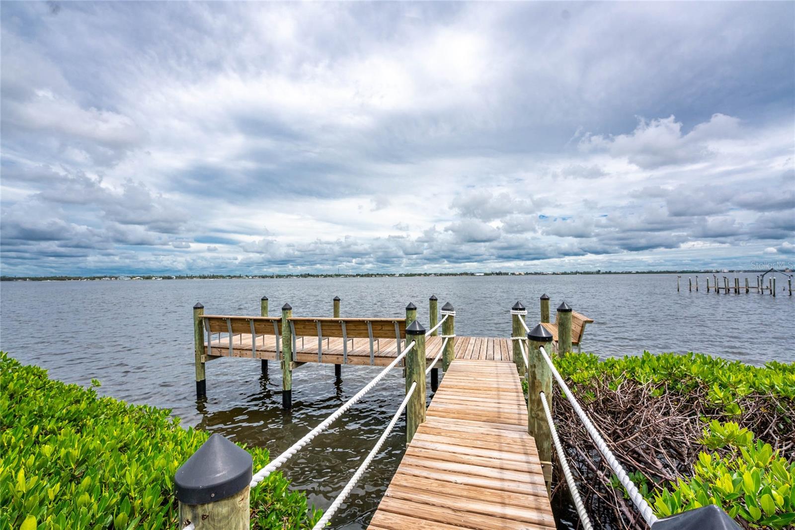 MANASOTA SHORES PH 02 BLDG C - Residential