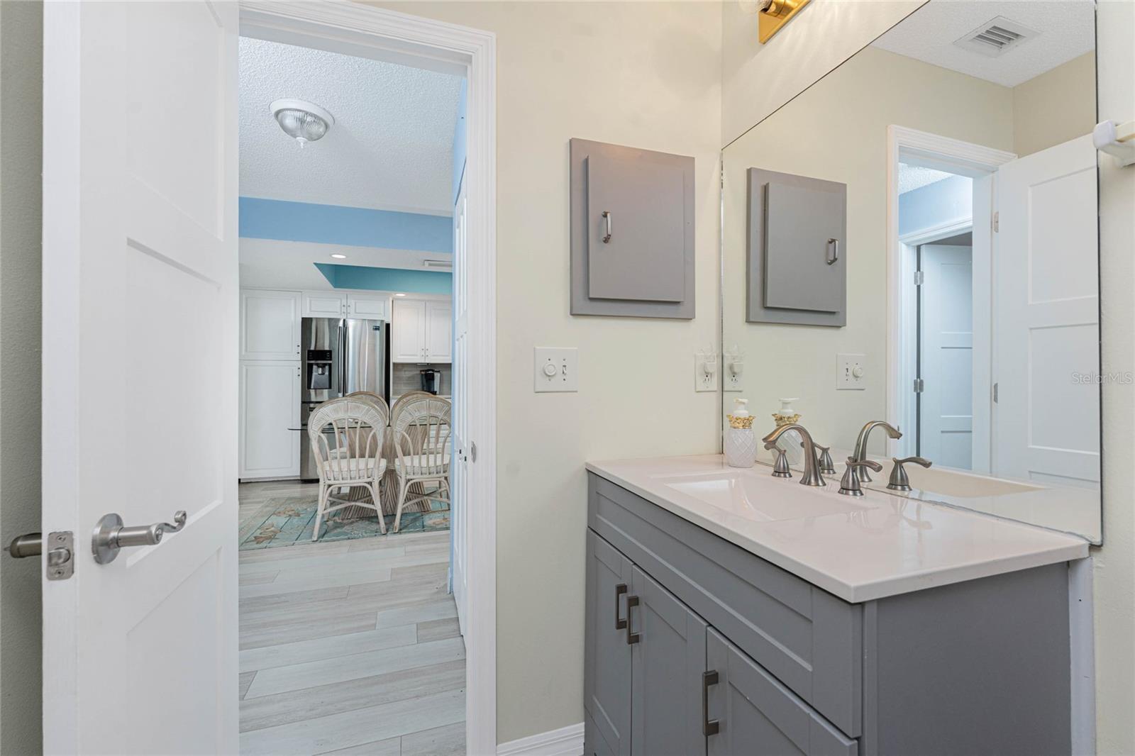 MANASOTA SHORES PH 02 BLDG C - Residential