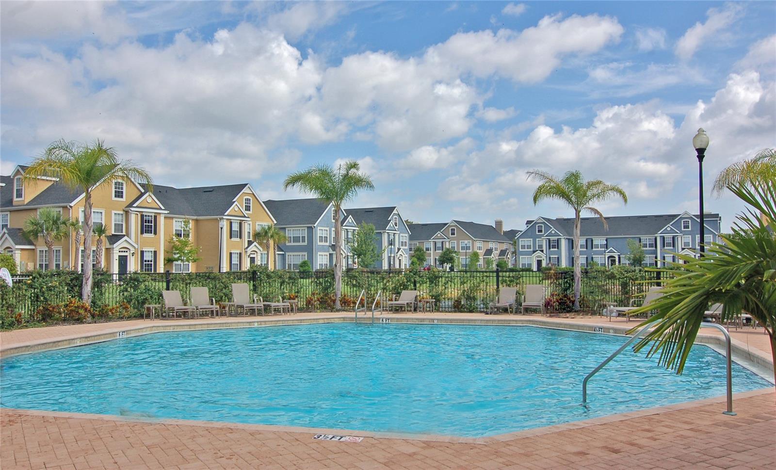 ADMIRALS WALK - Residential Lease