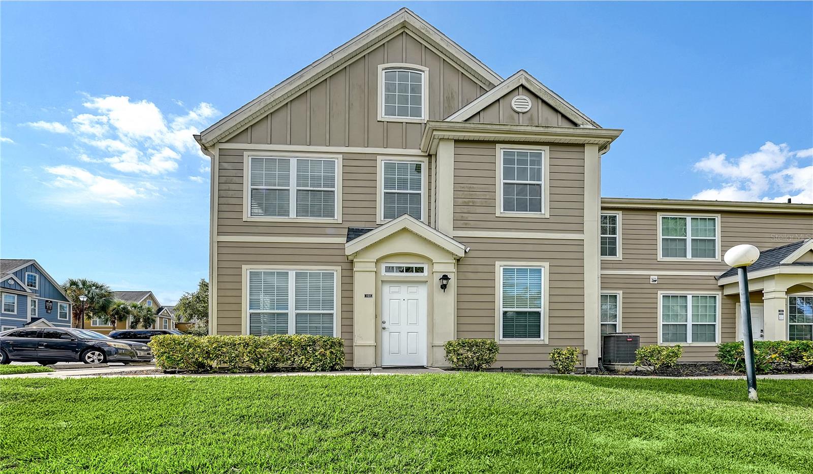 ADMIRALS WALK - Residential Lease