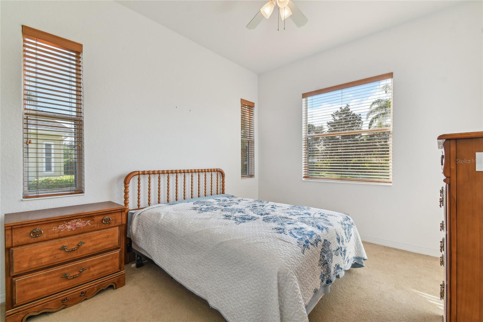 MAPLEWOOD CONDO - Residential