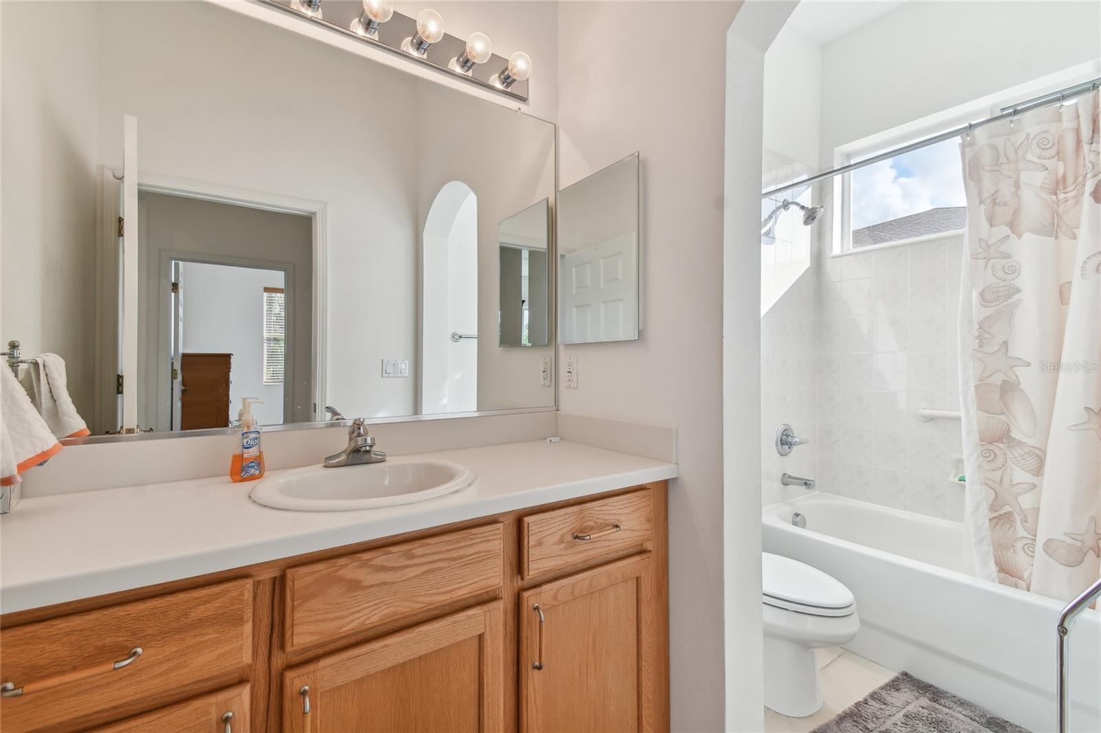 MAPLEWOOD CONDO - Residential