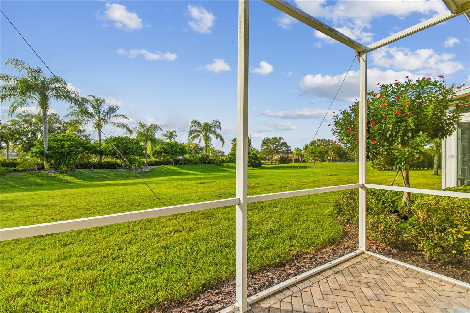 MAPLEWOOD CONDO - Residential