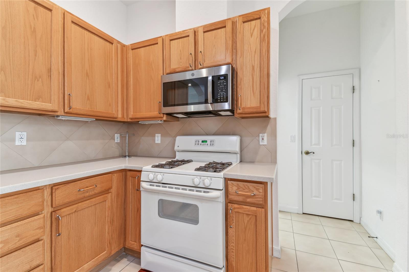 MAPLEWOOD CONDO - Residential