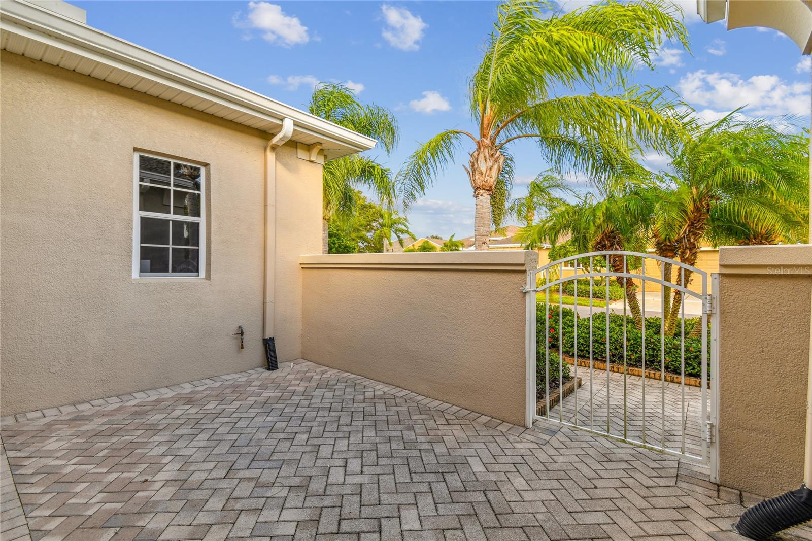 MAPLEWOOD CONDO - Residential