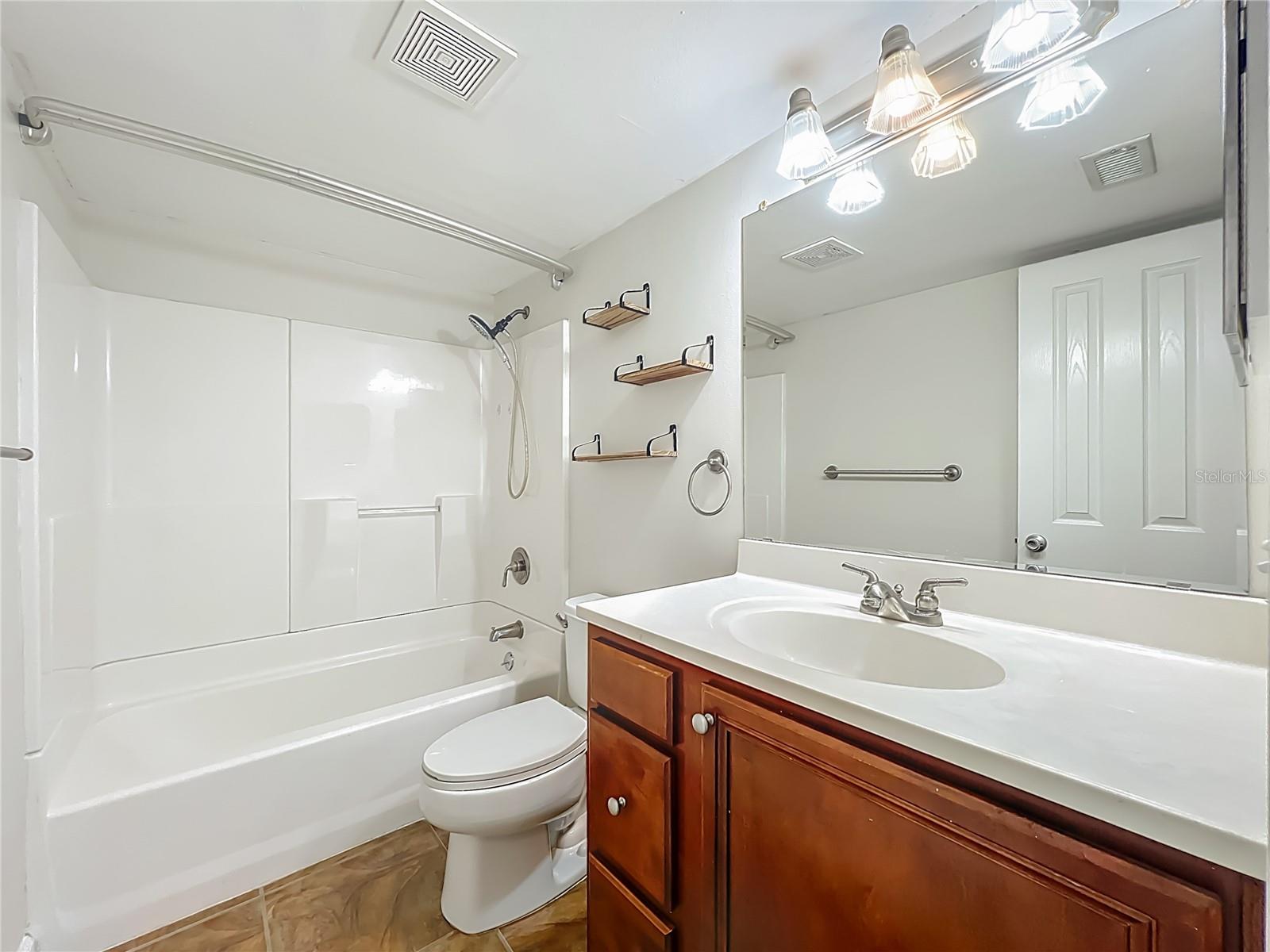 SIENNA PLACE CONDO - Residential