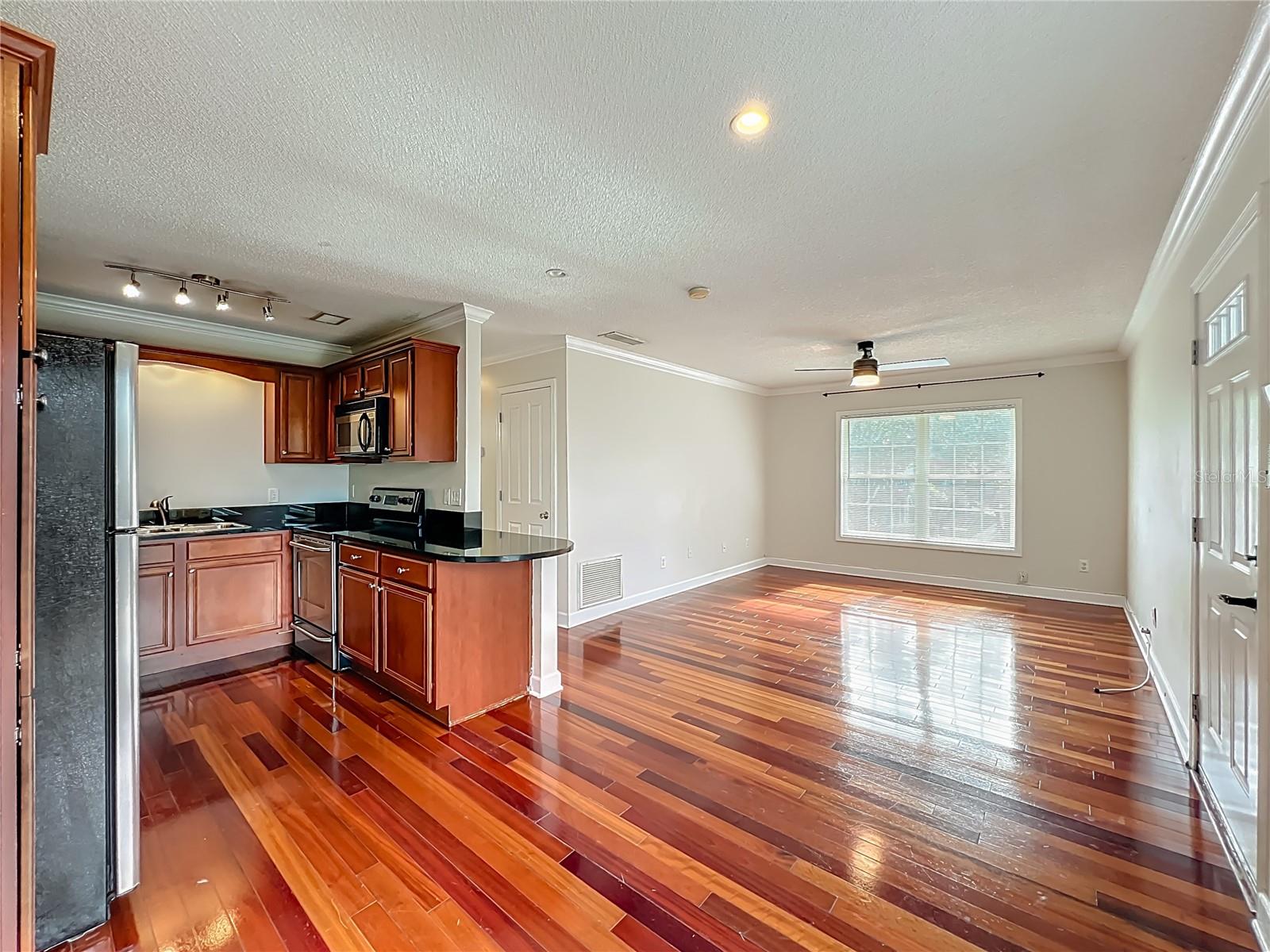 SIENNA PLACE CONDO - Residential