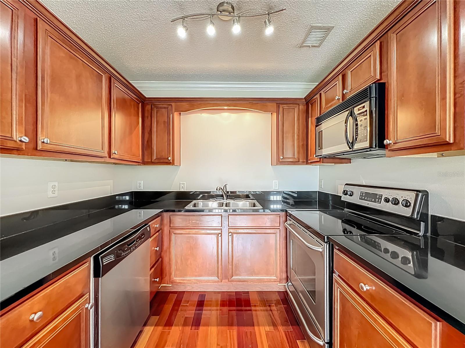 SIENNA PLACE CONDO - Residential