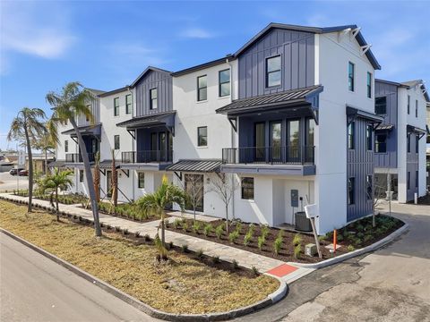 Photo of 3005 1st Avenue N, St Petersburg, FL 33713 (MLS # TB8399184)