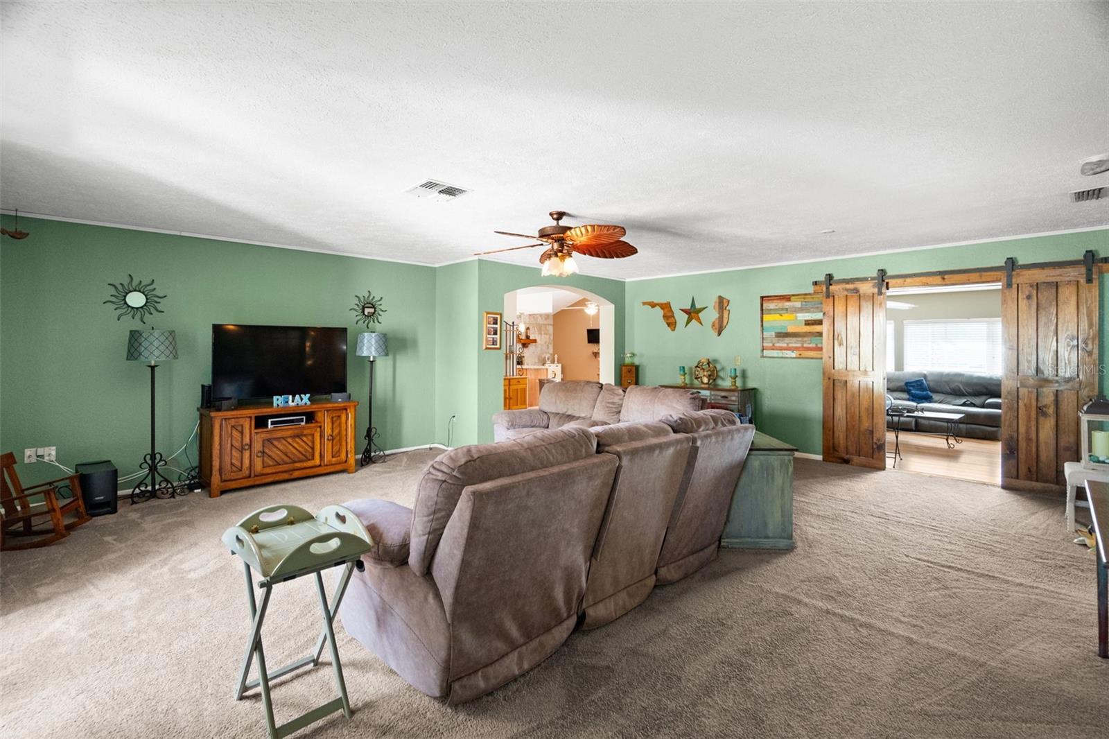 7104 BRAMBLEWOOD DRIVE