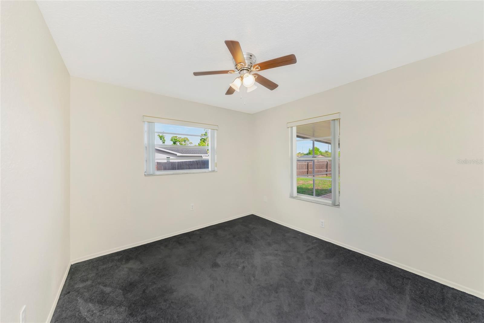 MAGNOLIA MANOR RIVER SEC - Residential