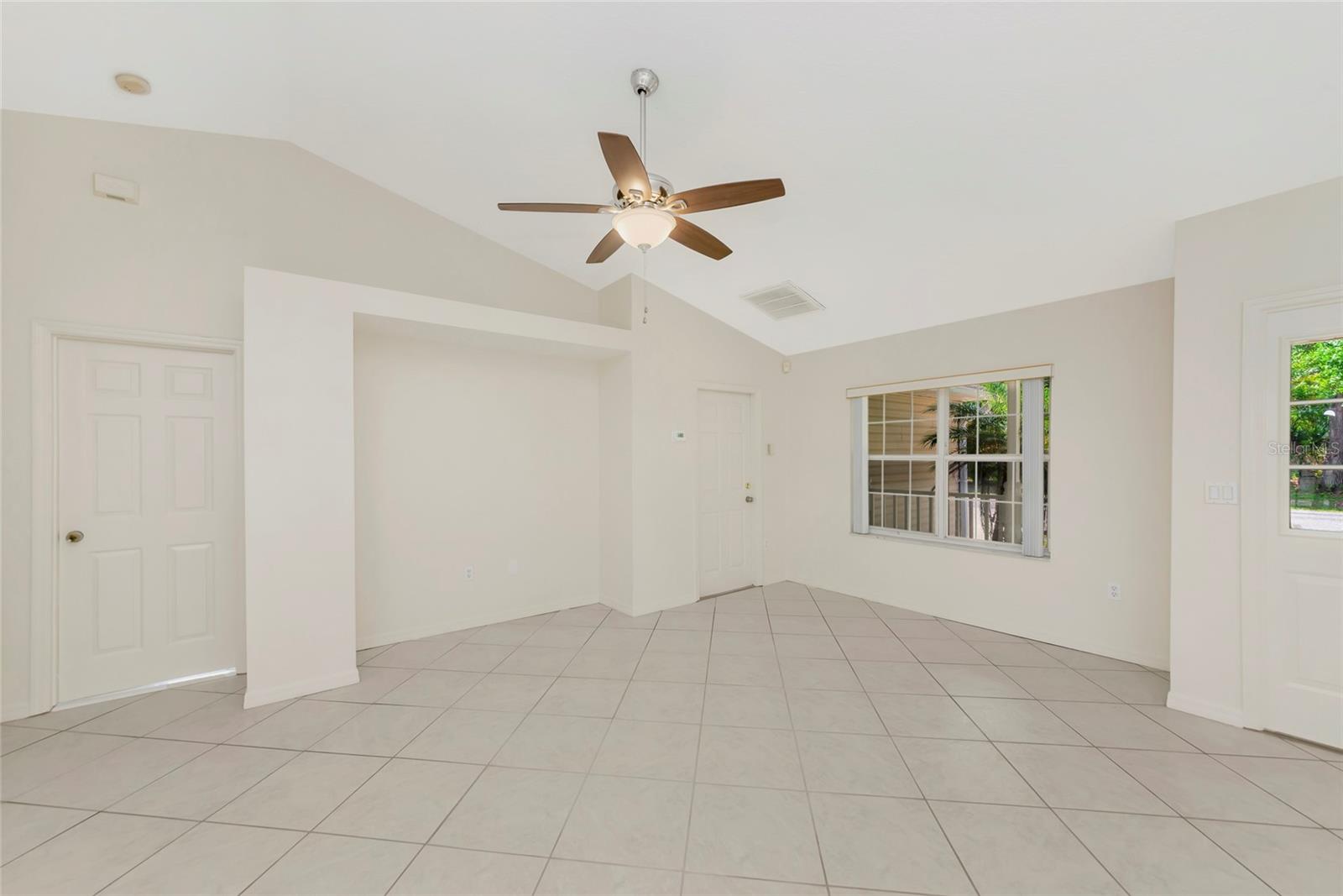 MAGNOLIA MANOR RIVER SEC - Residential