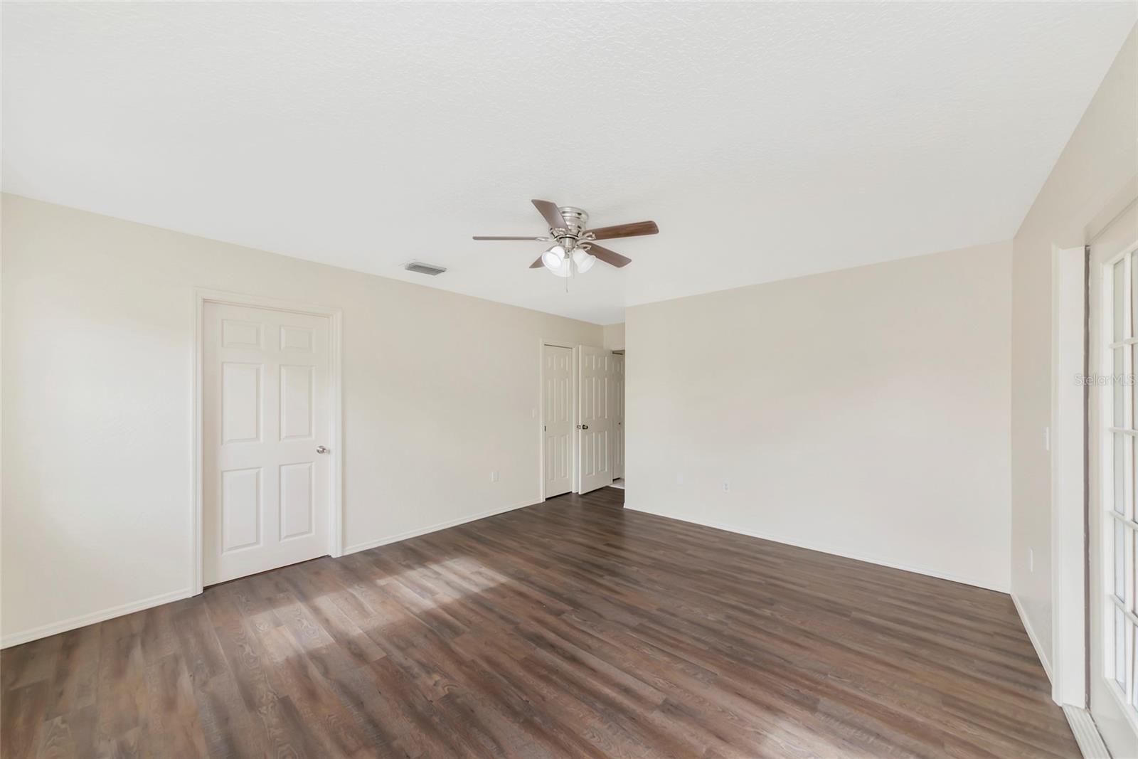 MAGNOLIA MANOR RIVER SEC - Residential