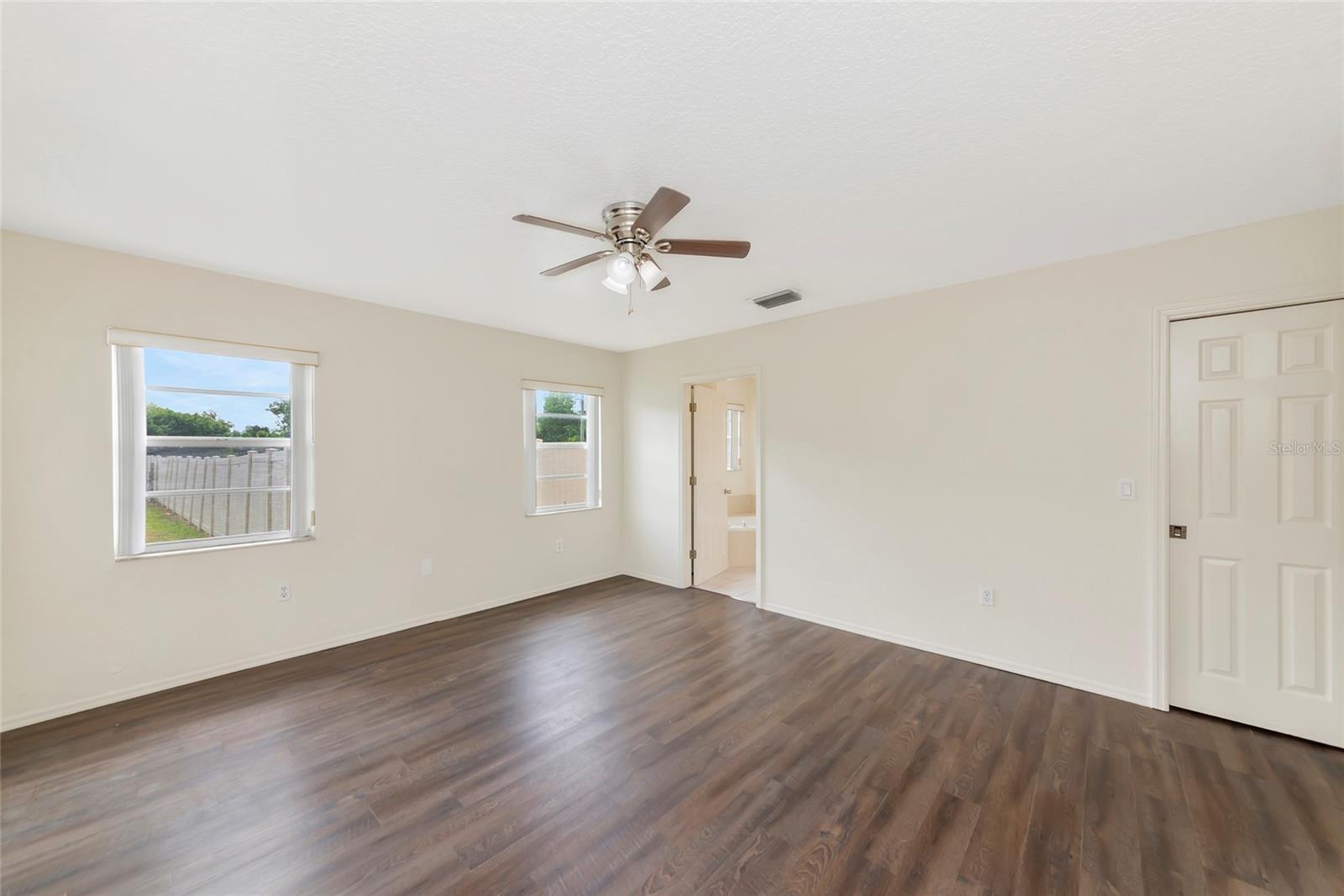 MAGNOLIA MANOR RIVER SEC - Residential