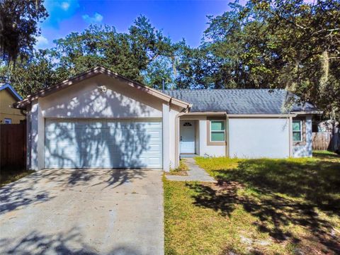 Photo of 104 Winding Ridge Drive, Sanford, FL 32773 (MLS # V4945422)