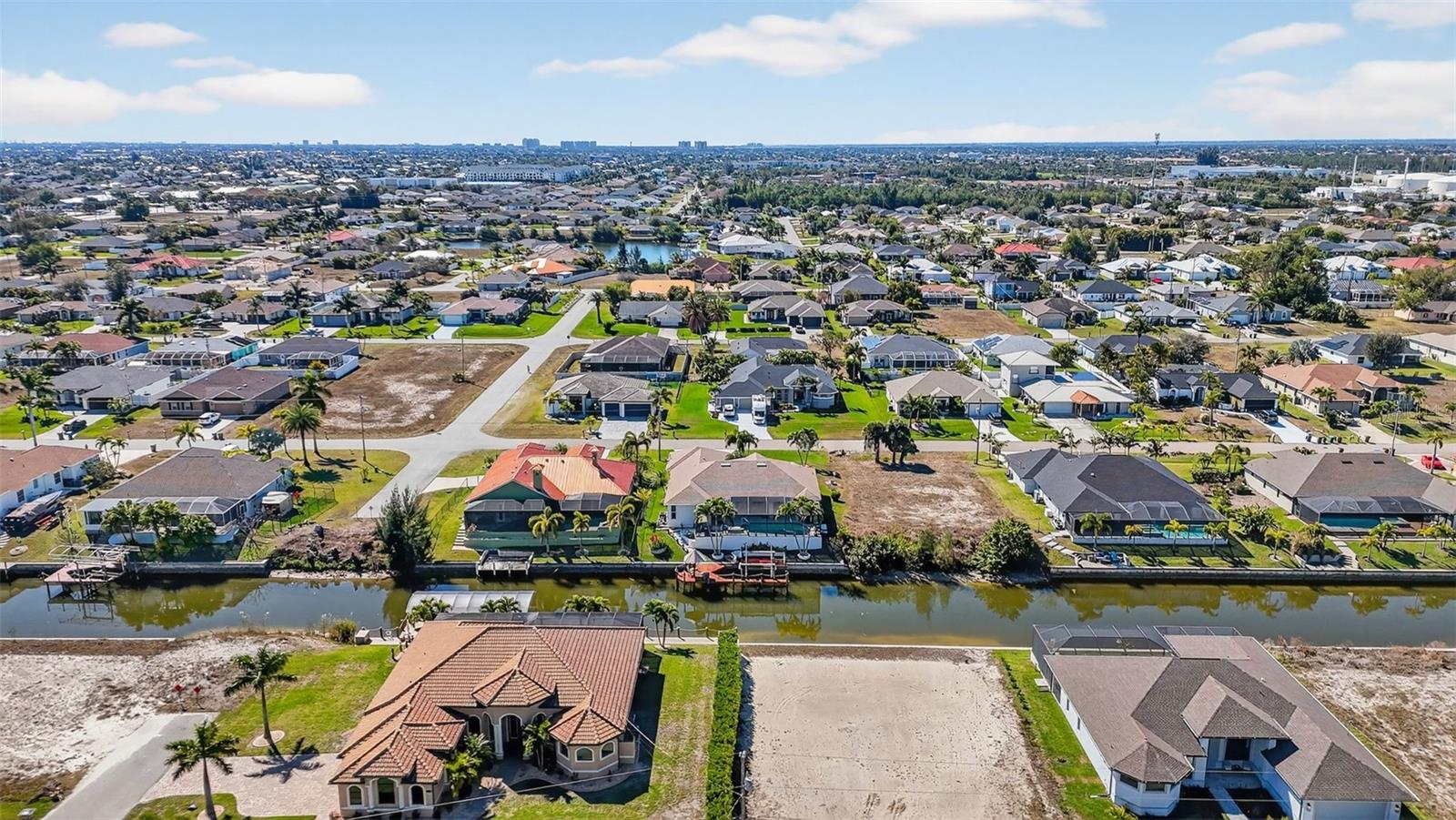 CAPE CORAL - Residential