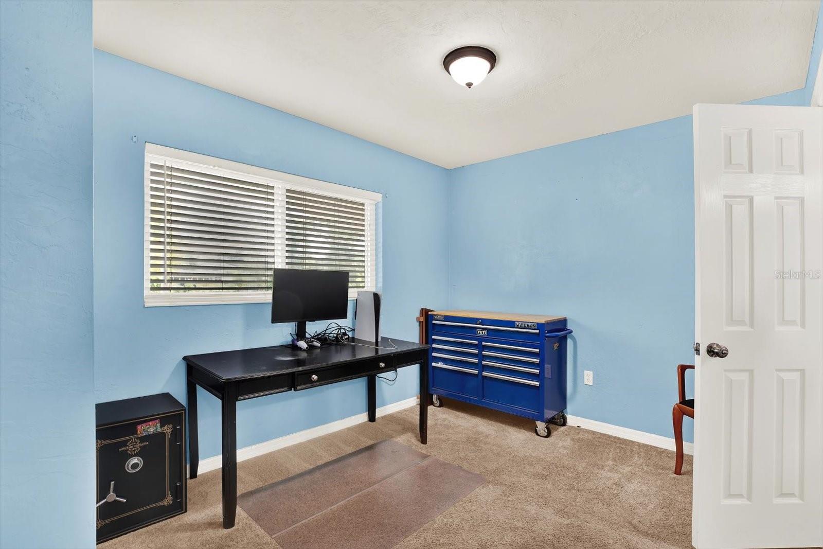 MEADOW LAWN 11TH ADD - Residential