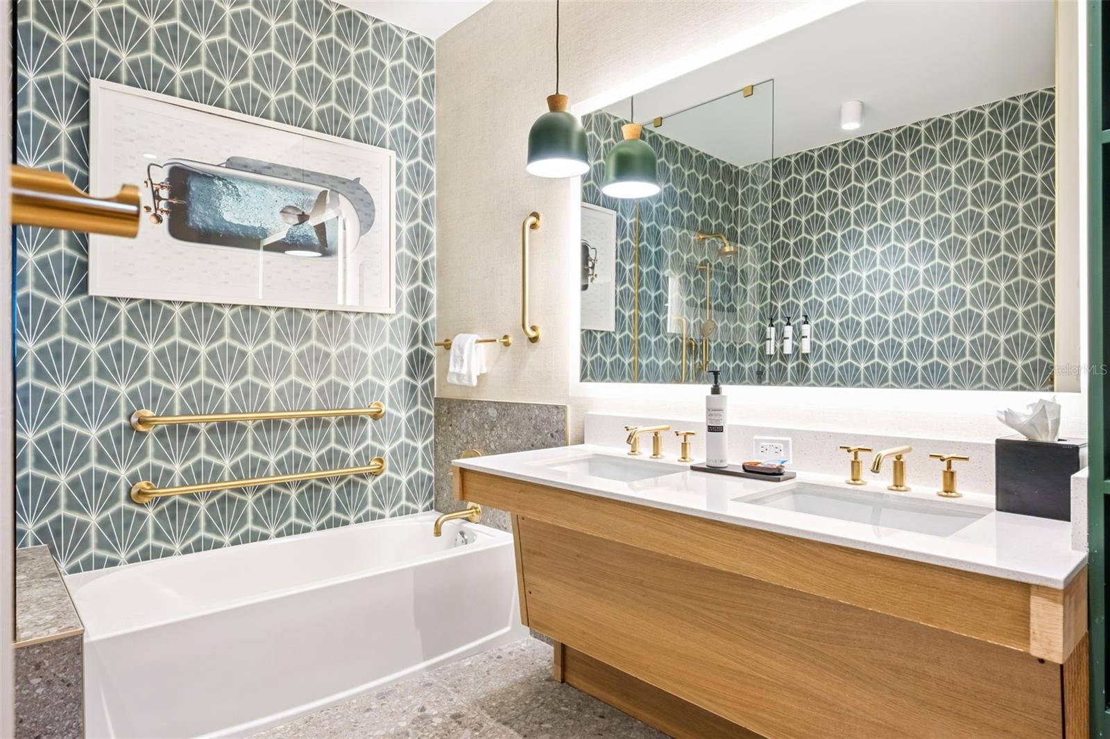 EMBASSY SUITES, SUNSET WALK HOTEL - Residential