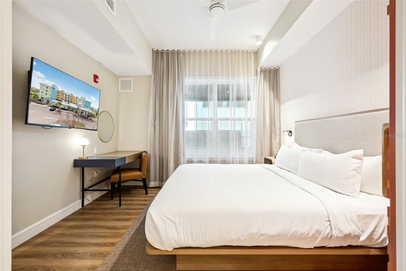 EMBASSY SUITES, SUNSET WALK HOTEL - Residential