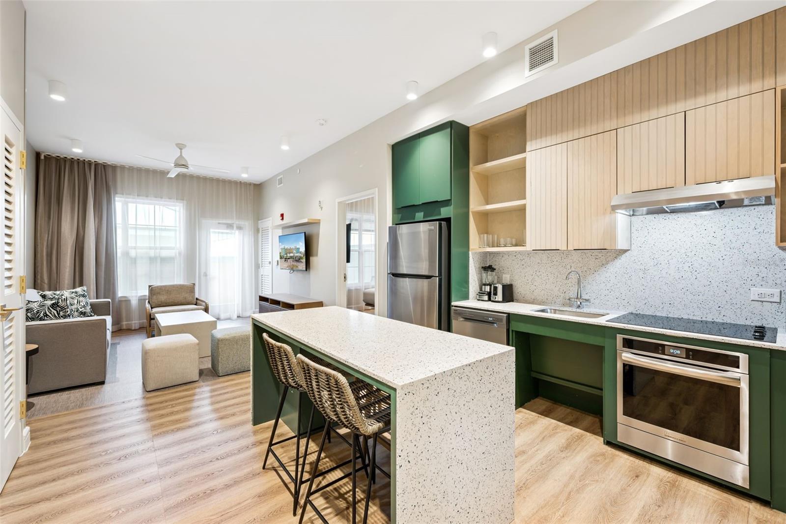 EMBASSY SUITES, SUNSET WALK HOTEL - Residential