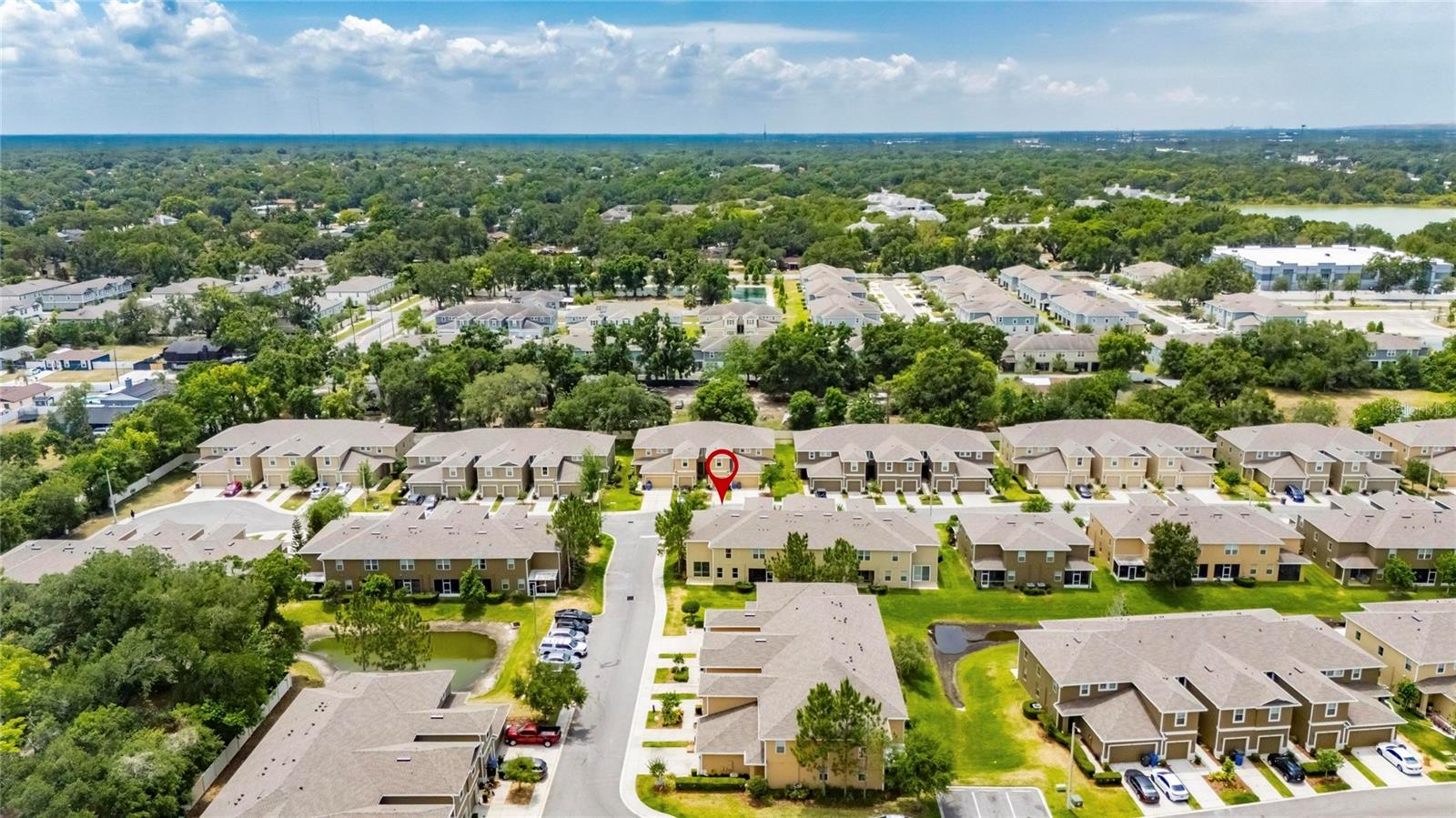 BROADWAY CENTRE TWNHMS - Residential