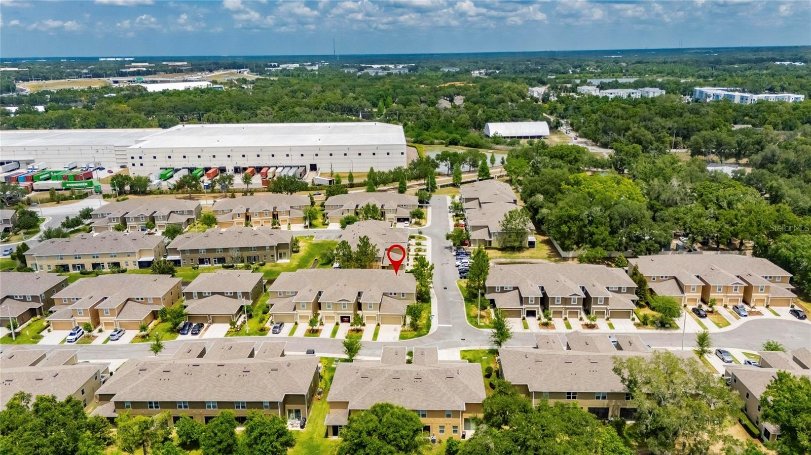 BROADWAY CENTRE TWNHMS - Residential