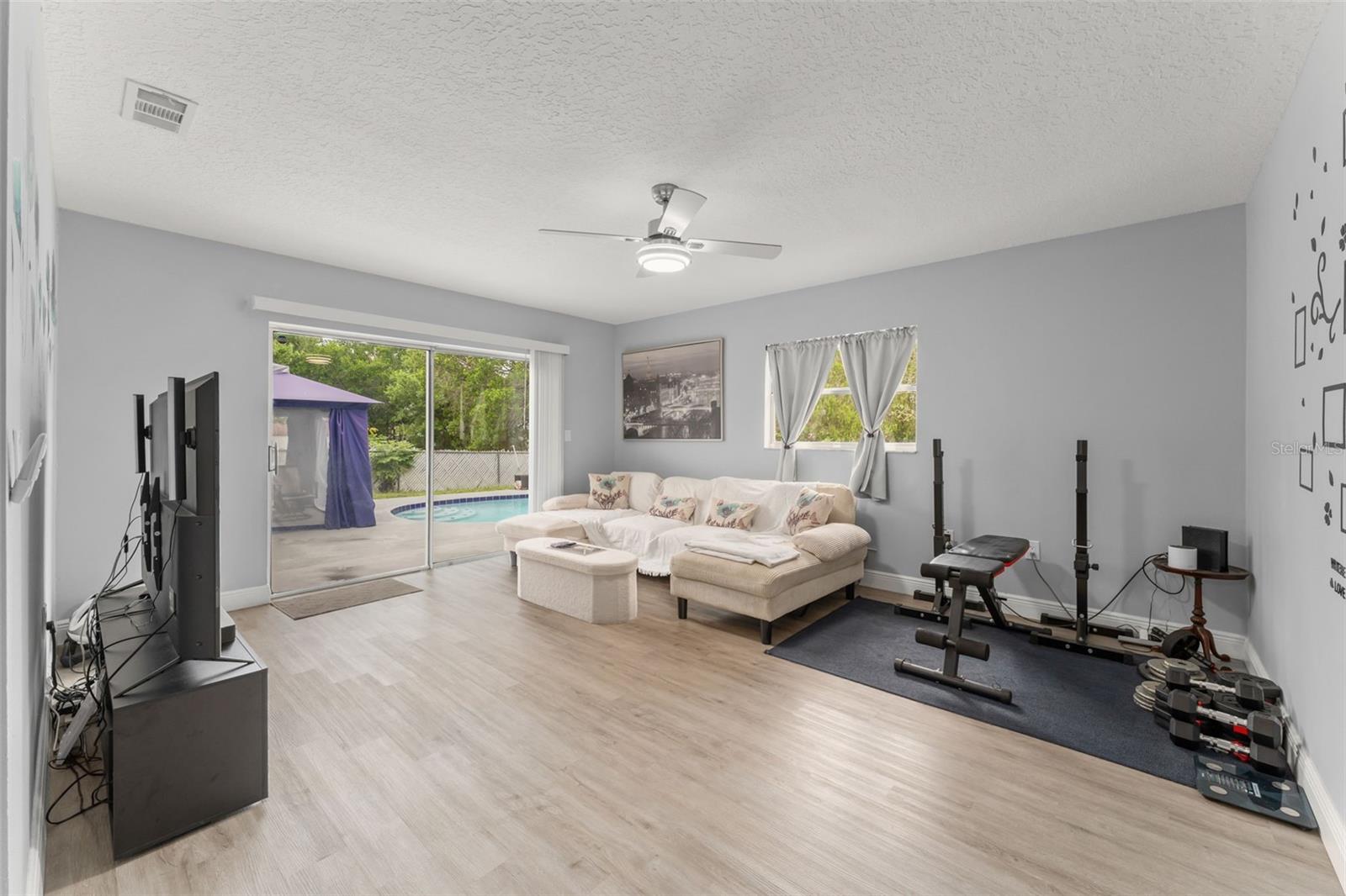 DELTONA LAKES UNIT 72 - Residential