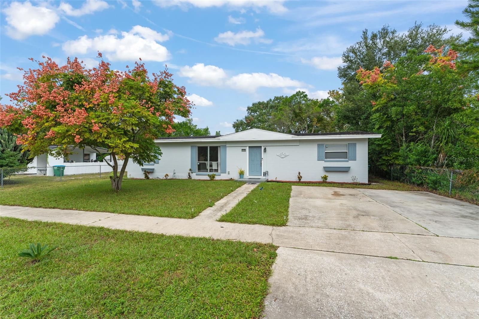 DELTONA LAKES UNIT 72 - Residential