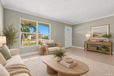 2815 Bay Drive, Bradenton, FL 34207