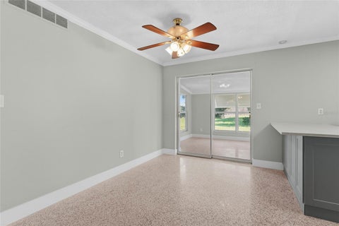 2815 Bay Drive, Bradenton, FL 34207