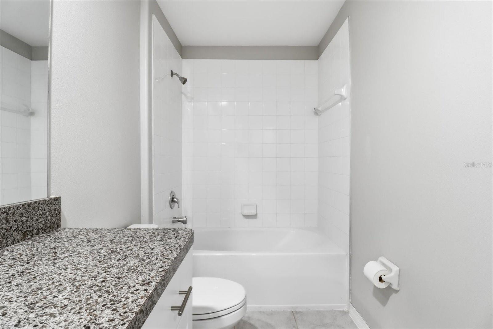 VILLAGES/AVALON PH IV - Residential