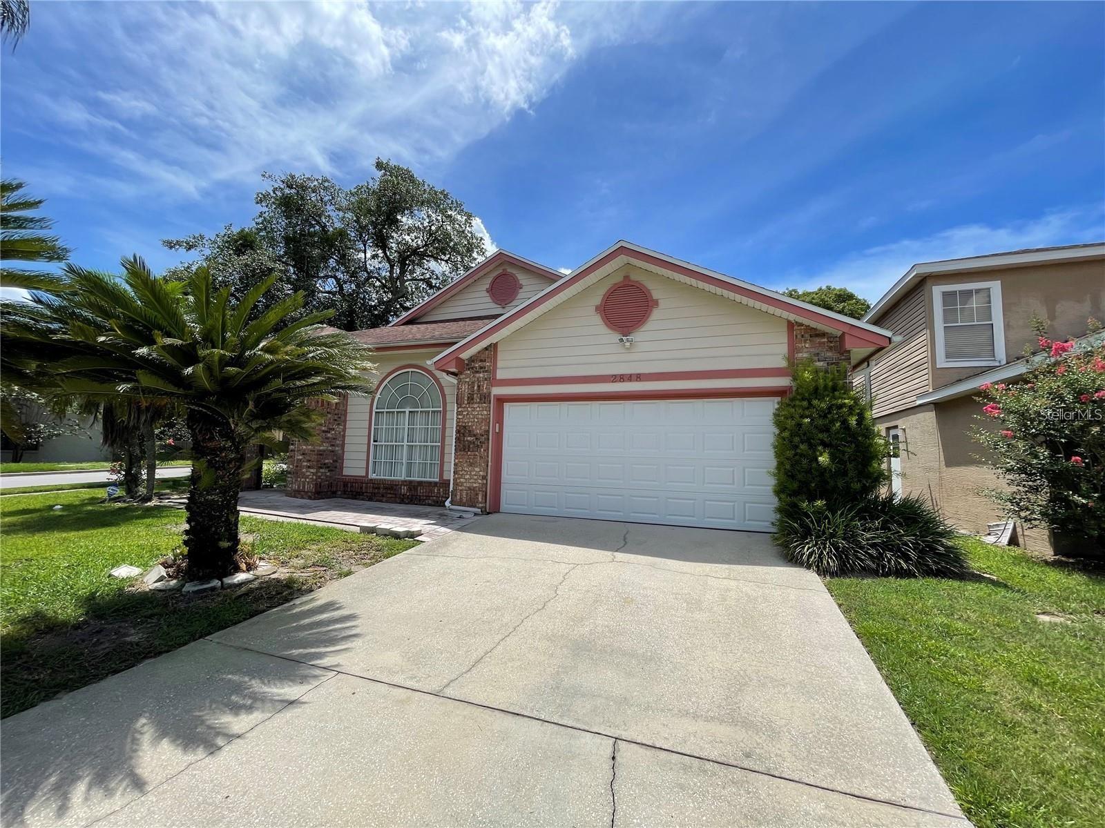 PEMBROOKE - Residential Lease