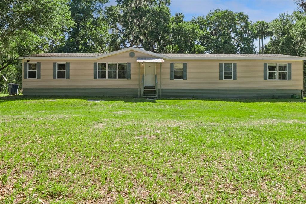 Photo of 1305 Church Street, Pierson, FL 32180 (MLS # V4948682)