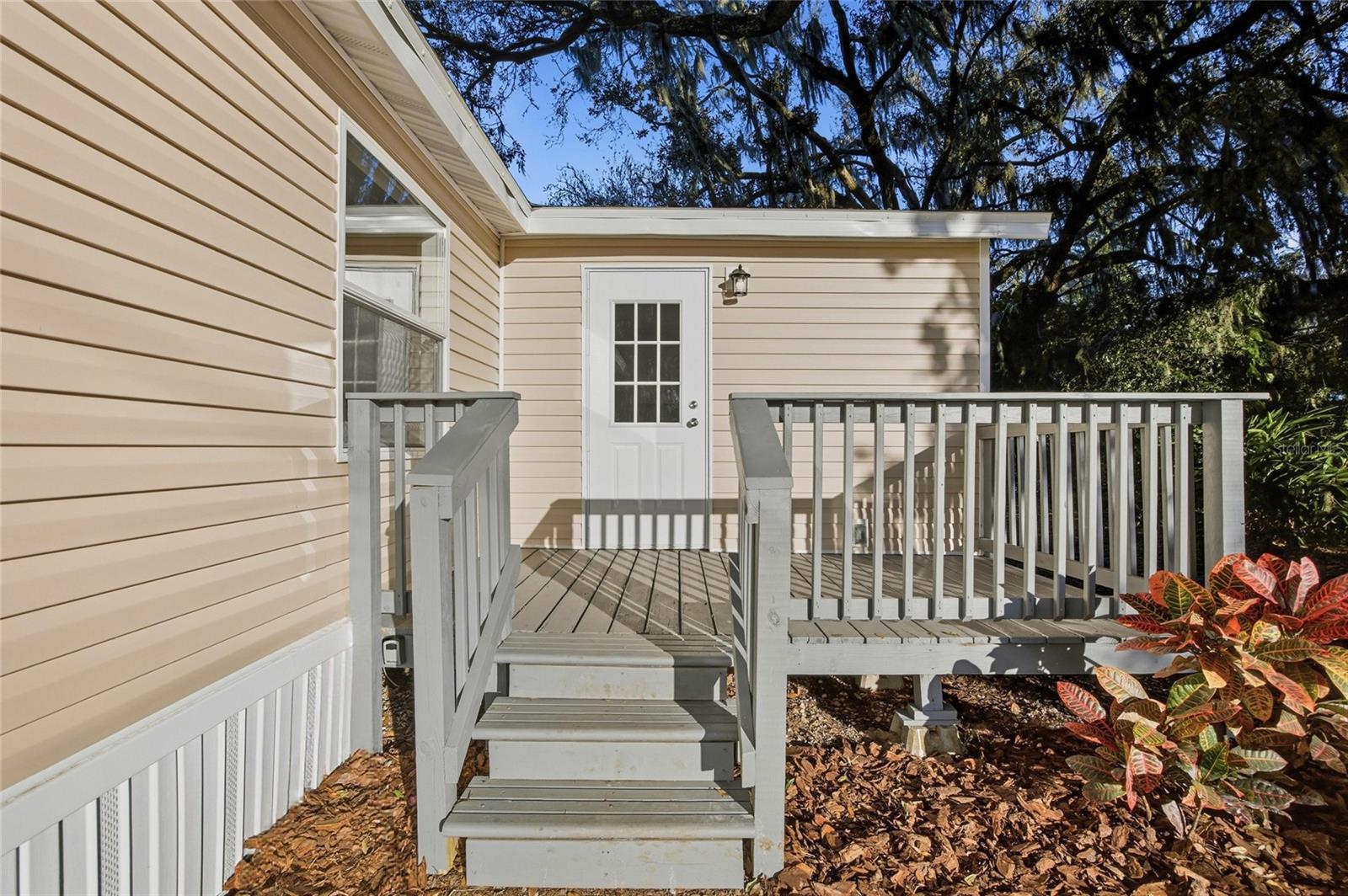 1880 N VIRGINIA AVENUE