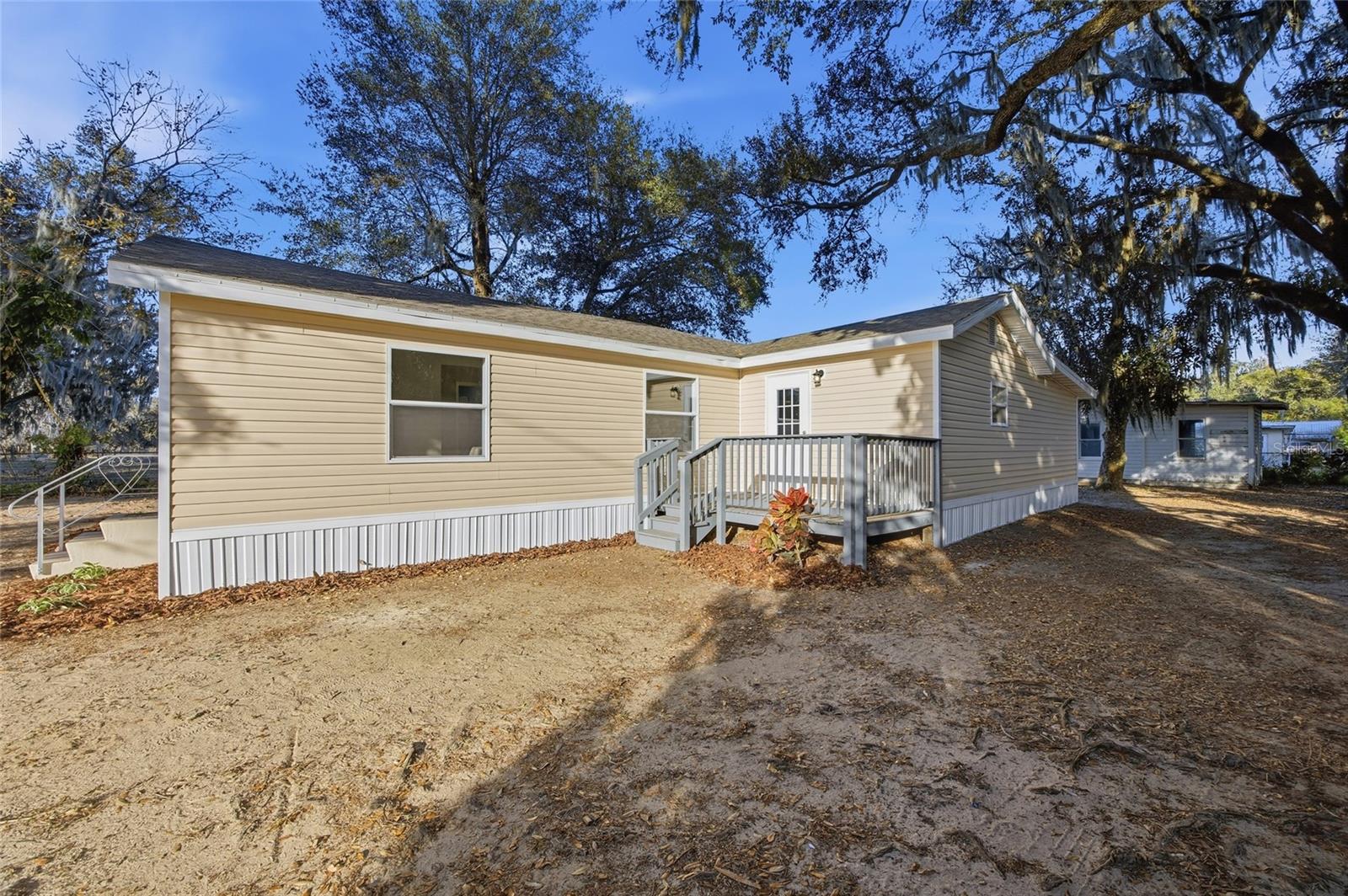 1880 N VIRGINIA AVENUE