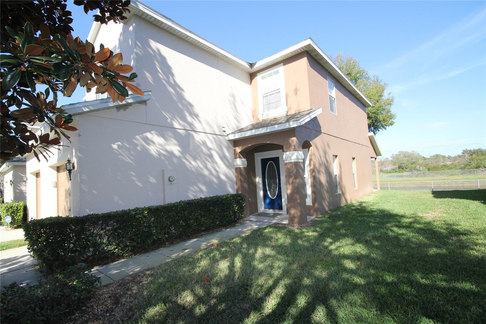 CLUBSIDE POINTE - Residential Lease