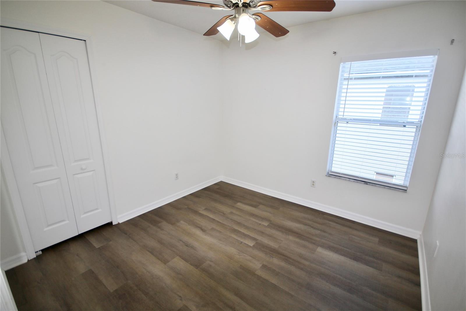 CLUBSIDE POINTE - Residential Lease