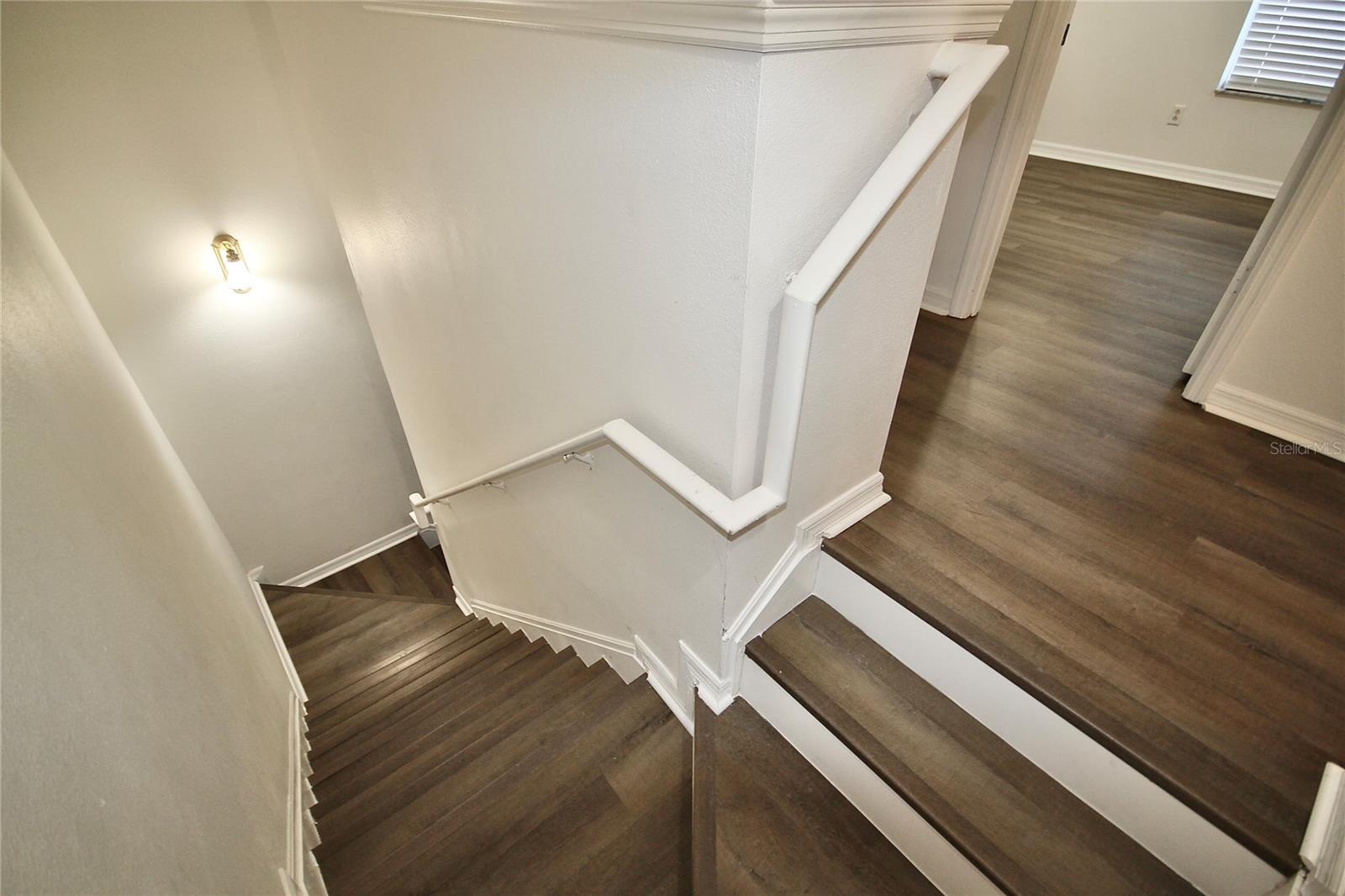 CLUBSIDE POINTE - Residential Lease