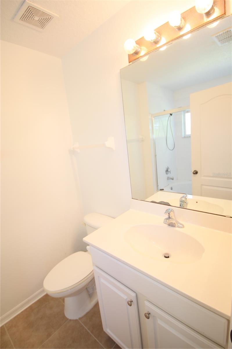 CLUBSIDE POINTE - Residential Lease