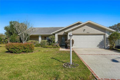 A home in PALM HARBOR