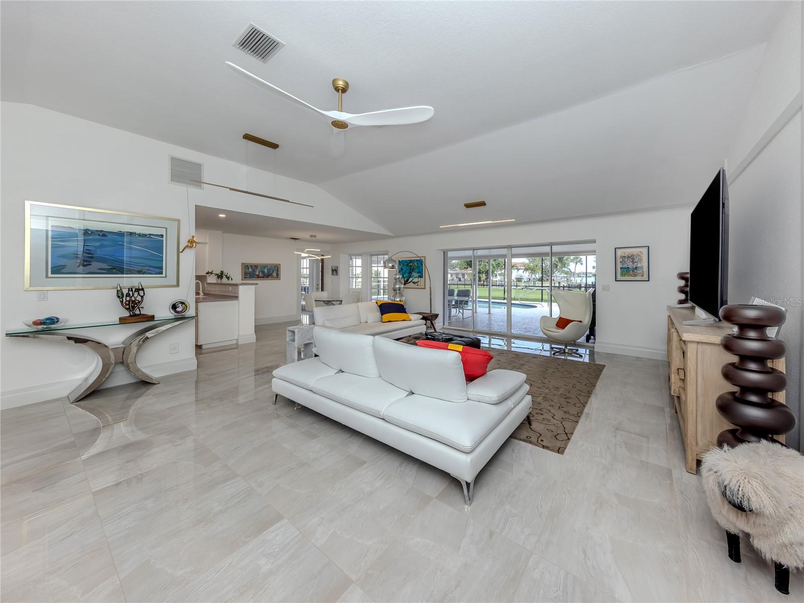 BAYSHORE ESTATES - Residential