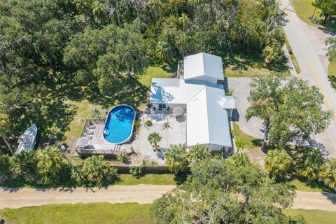 Tiny photo for 1660 NW 19th Street, Crystal River, FL 34428 (MLS # OM708728)