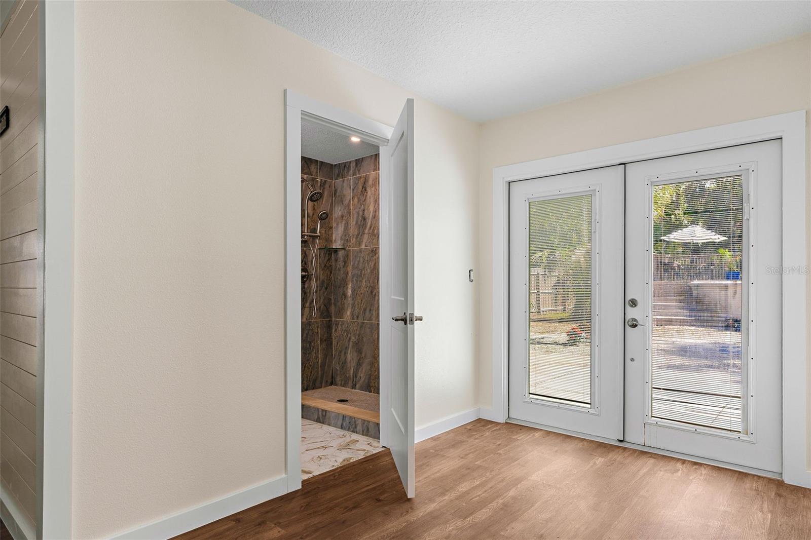 WOODLAND ESTATES UNIT 02 - Residential