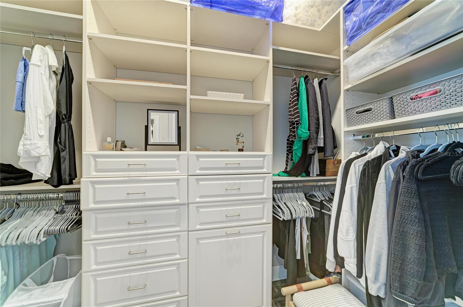 MANGROVE WALK ON HARBOUR ISLE PH 5 - Residential