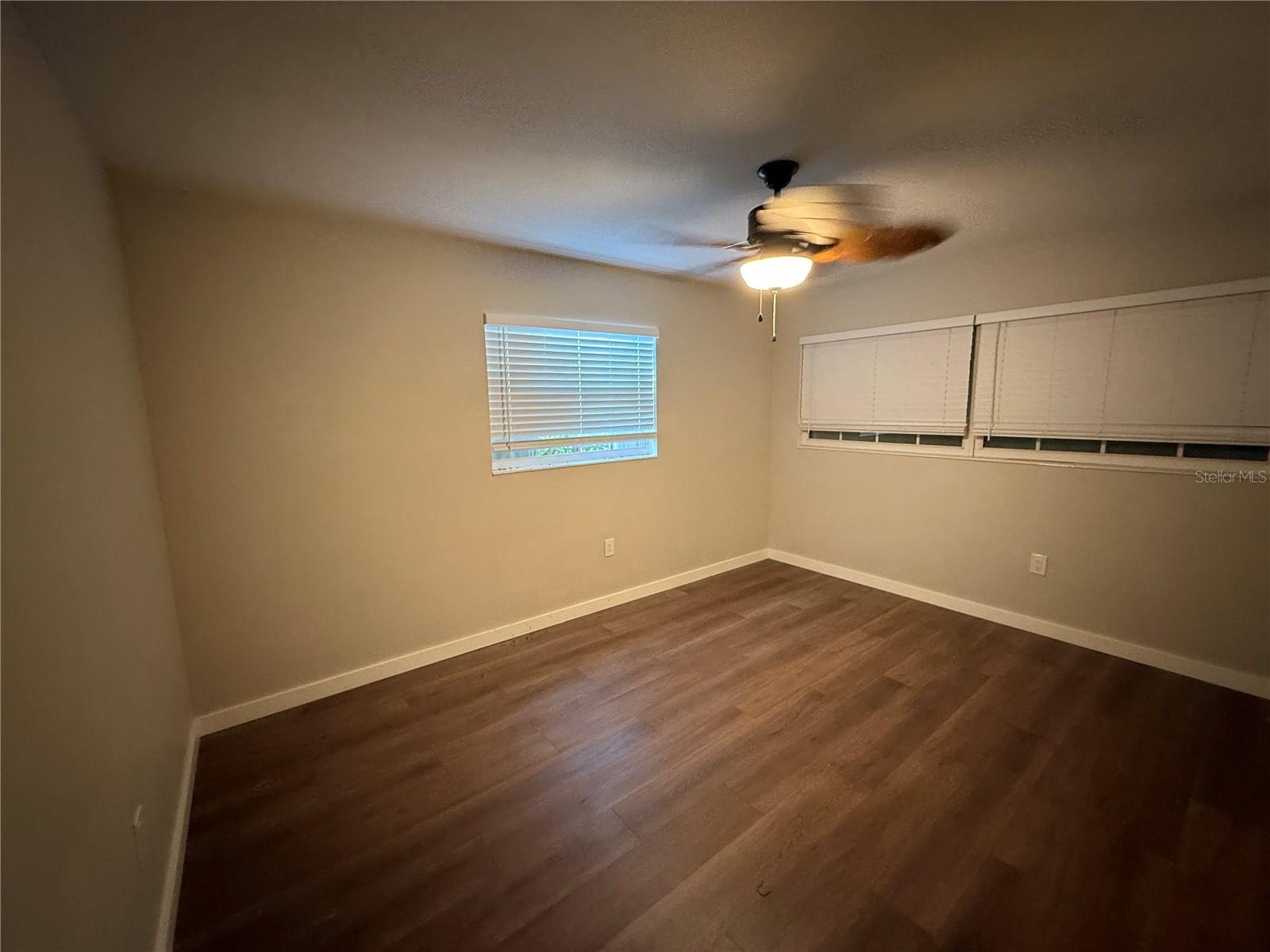 RIVER MANOR - Residential Lease