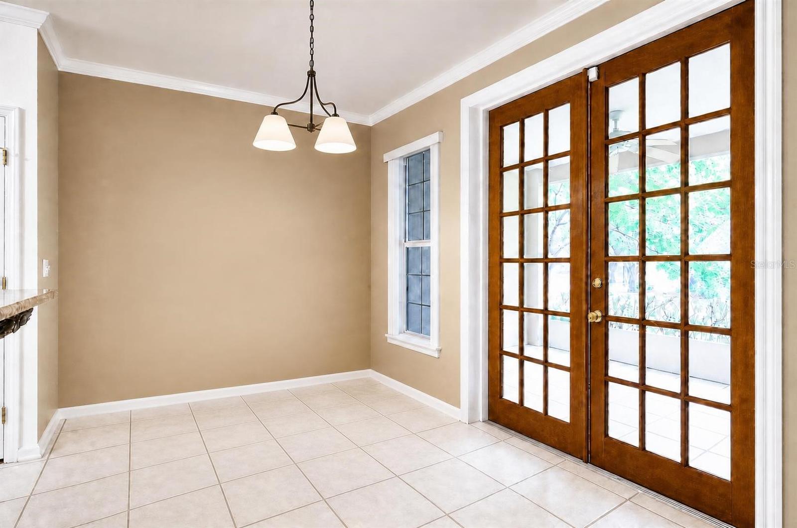 PHILLIPS BAY CONDO PH 6 - Residential