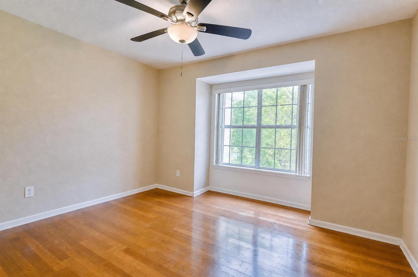 PHILLIPS BAY CONDO PH 6 - Residential