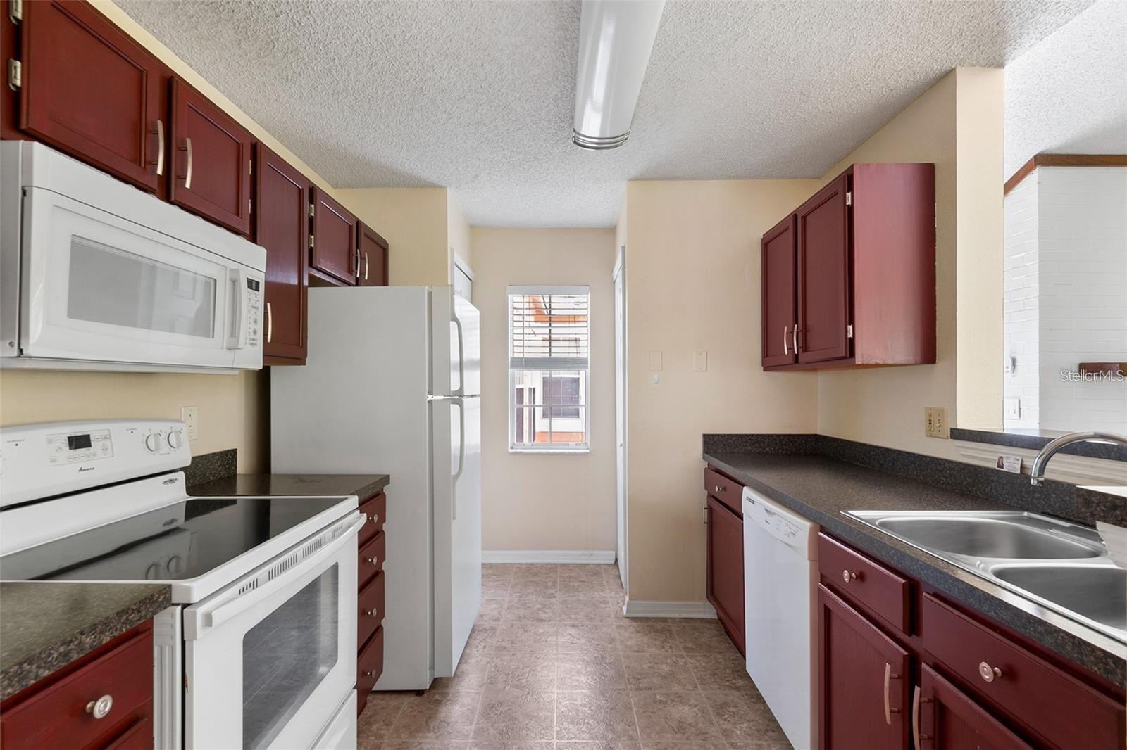 709 YOUNGSTOWN PARKWAY 368