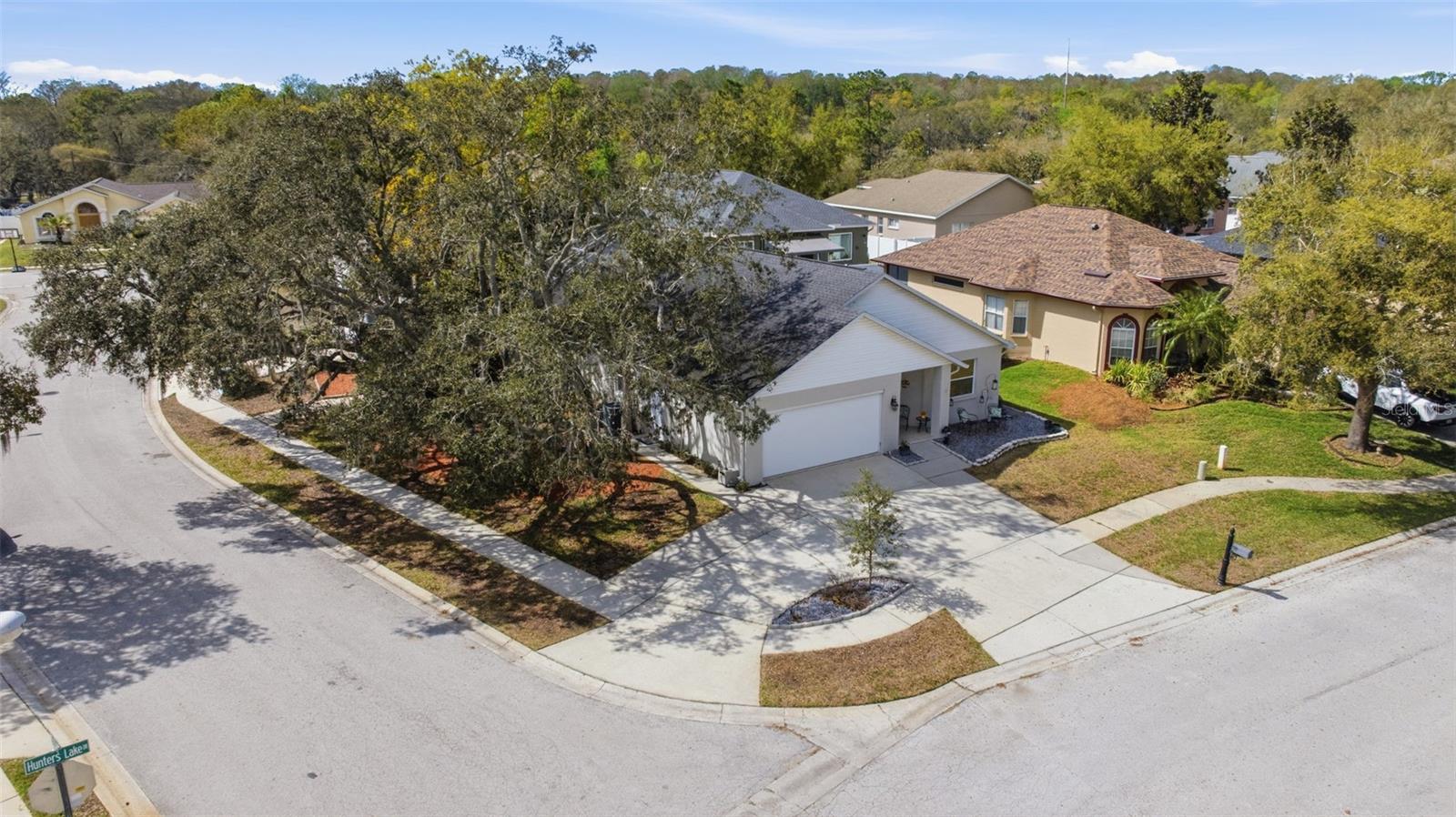 HUNTERS LAKE PH 01 - Residential