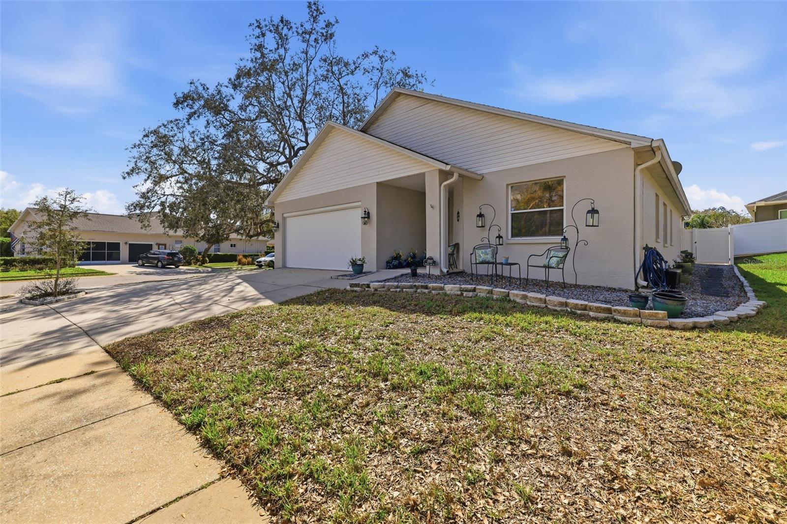 HUNTERS LAKE PH 01 - Residential